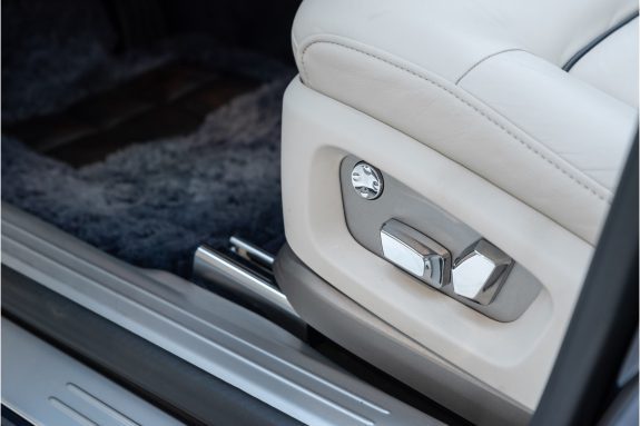 Rolls-Royce Ghost 6.6 V12 | Silver bonnet | Pano | Rear Comf. – Foto 30
